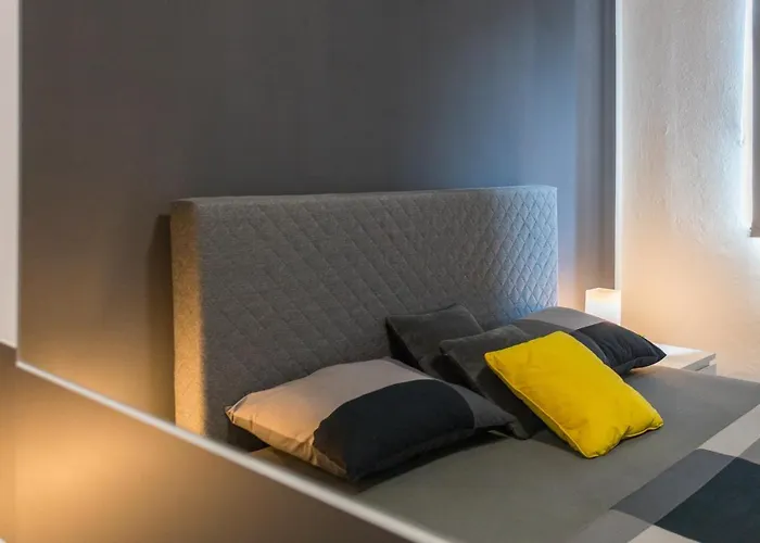 Laveruda With Balcony And Free Parking Lejlighed Pula