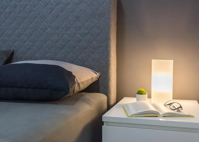 Apartman Laveruda With Balcony And Free Parking